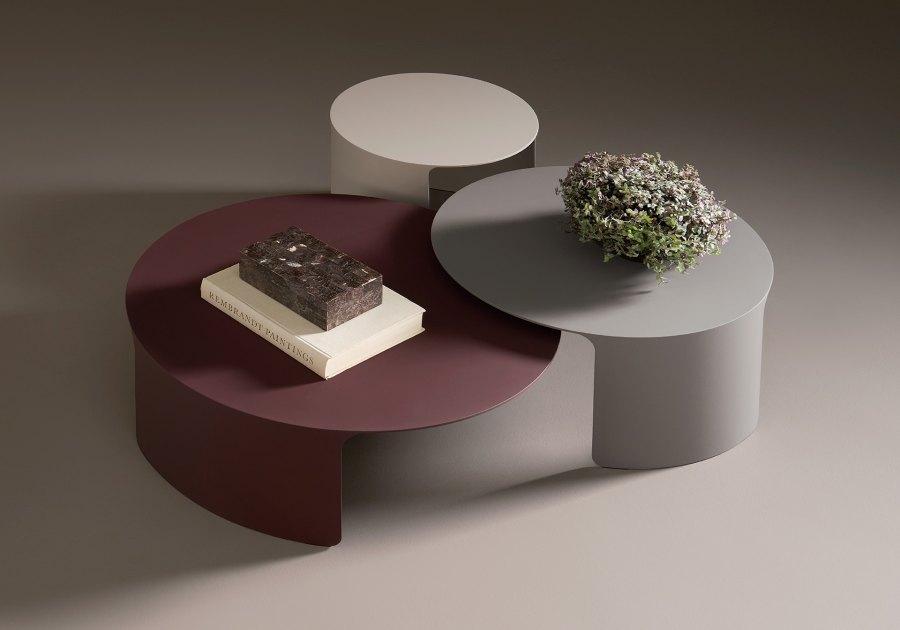 Davis Furniture — Capas