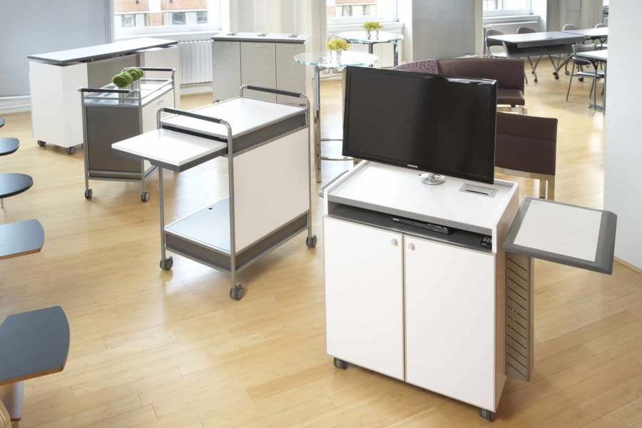 Versteel — Entourage Cabinet