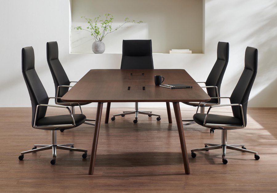 Davis Furniture — M75