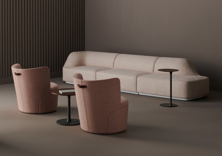 Davis Furniture — Tote